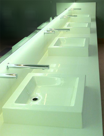 AKWALINE-automatic-faucet-water-and-soap