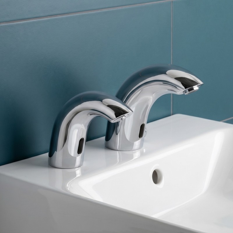 Robinet et distributeur de savon automatiques SUPREME silhouette courbe et contemporaine Robinet et distributeur de savon automatiques SUPREME silhouette courbe et contemporaine