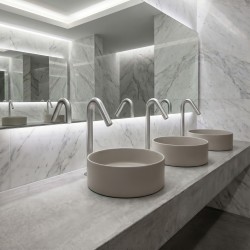Robinet design épuré qualité inox 316 ONE bec surélevé pour espace sanitaires contemporain Robinet design épuré qualité inox 316 ONE bec surélevé pour espace sanitaires contemporain