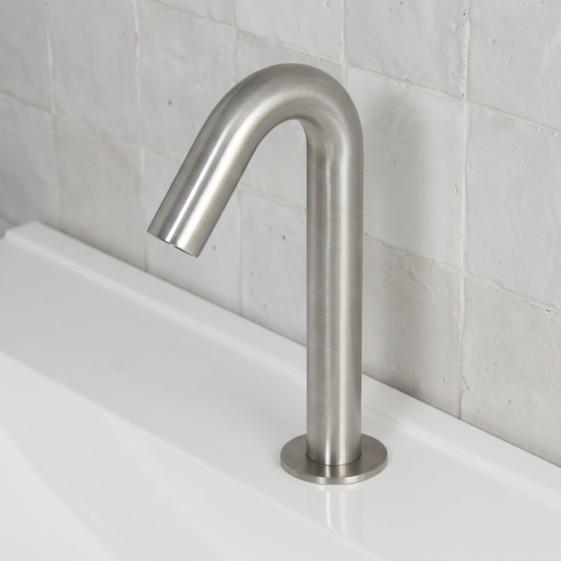 Sleek minimalist touchless design faucet ONE MINI contactless Sleek minimalist touchless design faucet ONE MINI contactless