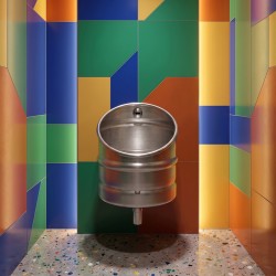 Wall-mounted men's urinal KEG stainless steel brushed with integrated infrared detection Wall-mounted men's urinal KEG stainless steel brushed with integrated infrared detection