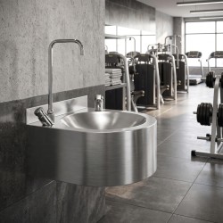 Wall-mounted stainless steel water fountain with bottle and hydration bottle filler for gym Wall-mounted stainless steel water fountain with bottle and hydration bottle filler for gym