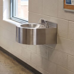 Public drinking fountain, stainless steel, vandal-resistant, with detection Public drinking fountain, stainless steel, vandal-resistant, with detection
