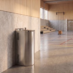 Stainless steel semi-column drinking fountain for public facilities, schools, stations and sports centres Stainless steel semi-column drinking fountain for public facilities, schools, stations and sports centres