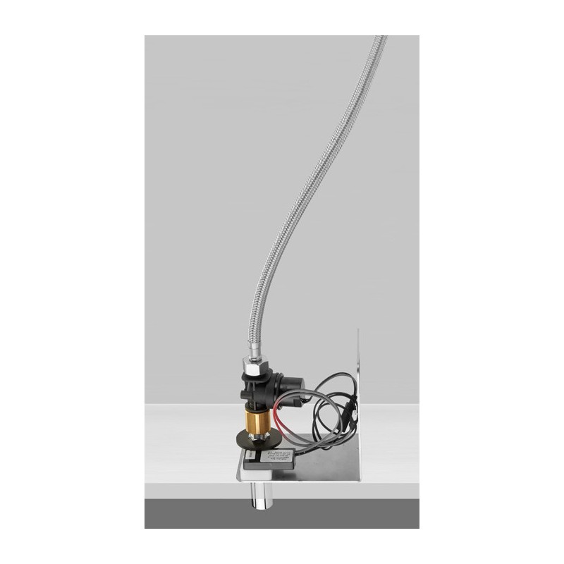 Robinet électronique derrière miroir bec vertical sur pile ou transformateur