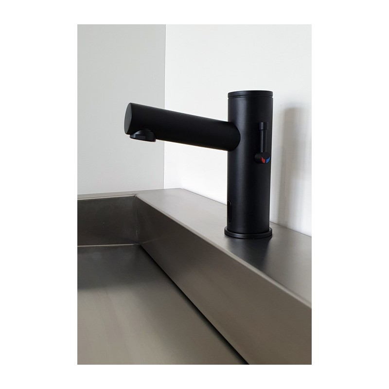 Robinet noir mat automatique ELITE