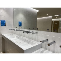Secador de manos de pared sobre el lavabo de diseño RONDEO con agua y jabón combinados