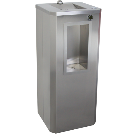 Heavy duty drinking fountain on foot