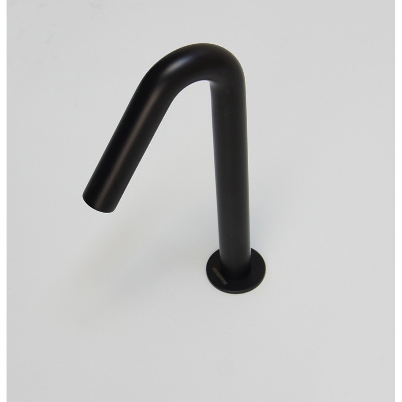 ONE Grifo electrónico con caño de 35° para lavabo, estilo limpio