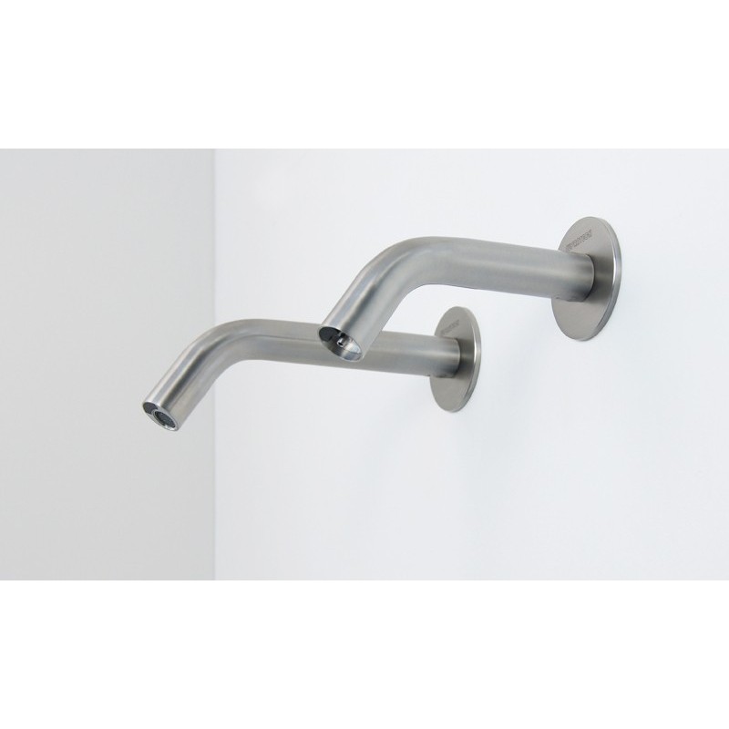 Robinet mural électronique inox EXTREME WS avec distributeur de savon design assorti pour sanitaires publics