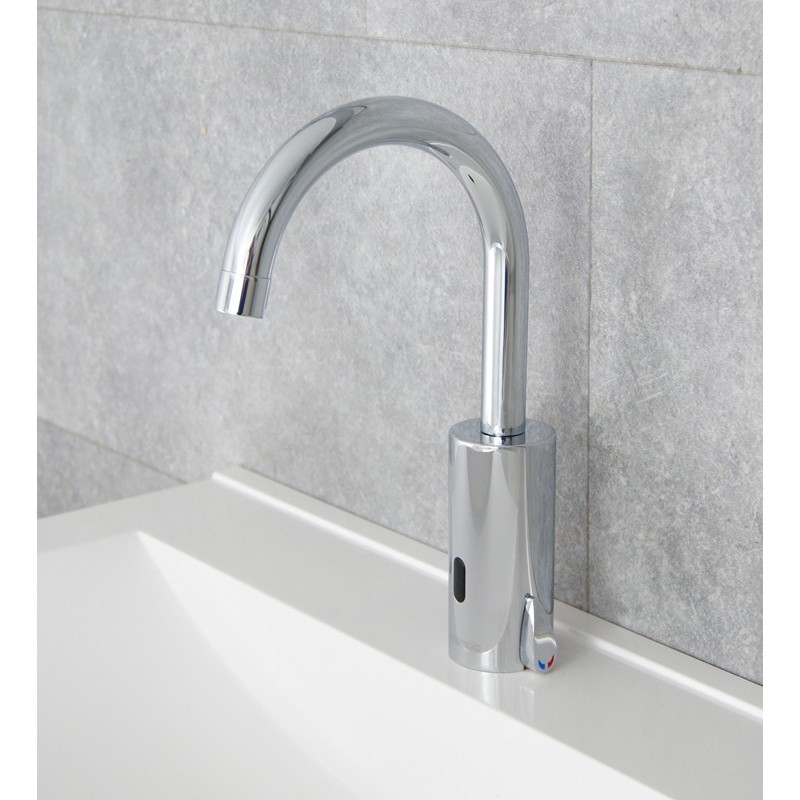 AKWAVIVA automatic mixer tap
