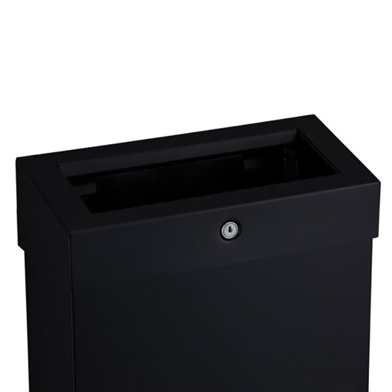 Couvercle amovible avec large ouverture et serrure encastrée