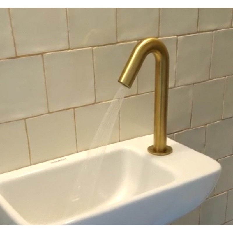 ONE design automatic soap dispenser