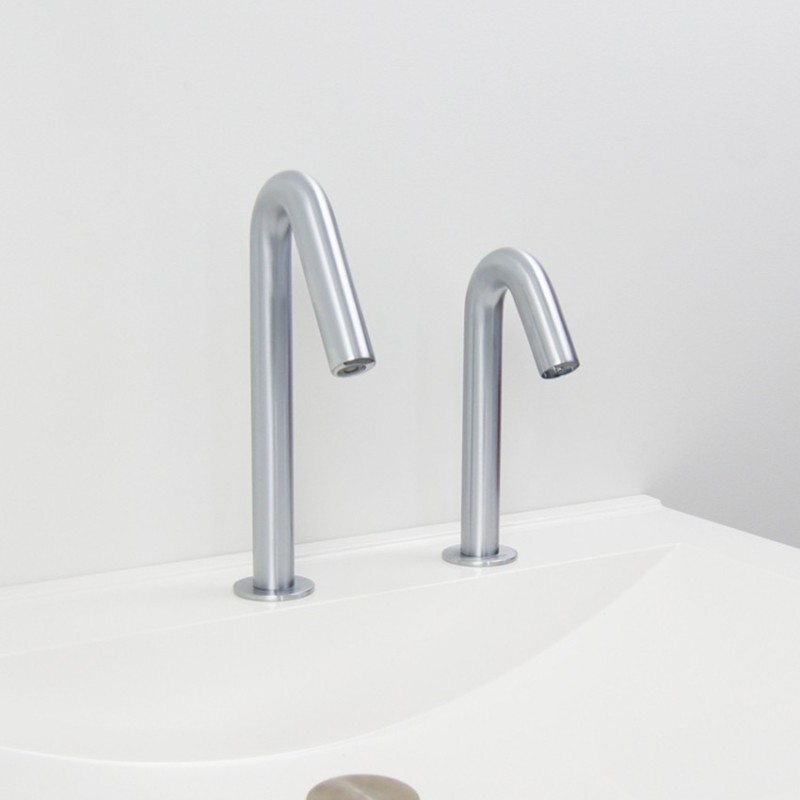 Robinet Electronique ONE bec 35° pour lavabo style épuré