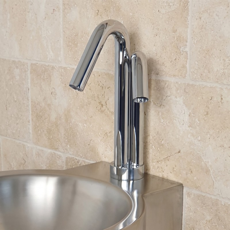 Robinet mono-trou à détection ONE 2en1 eau et savon pour usage privé ou collectif Robinet mono-trou à détection ONE 2en1 eau et savon pour usage privé ou collectif