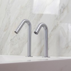 Robinet automatique sans contact ONE et distributeur de savon pour lavabo finition PVD Nickel brossé