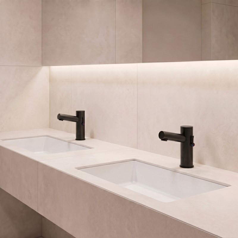 Grifo mezclador electrónico profesional ELITE negro mate para arquitectura moderna Grifo mezclador electrónico profesional ELITE negro mate para arquitectura moderna