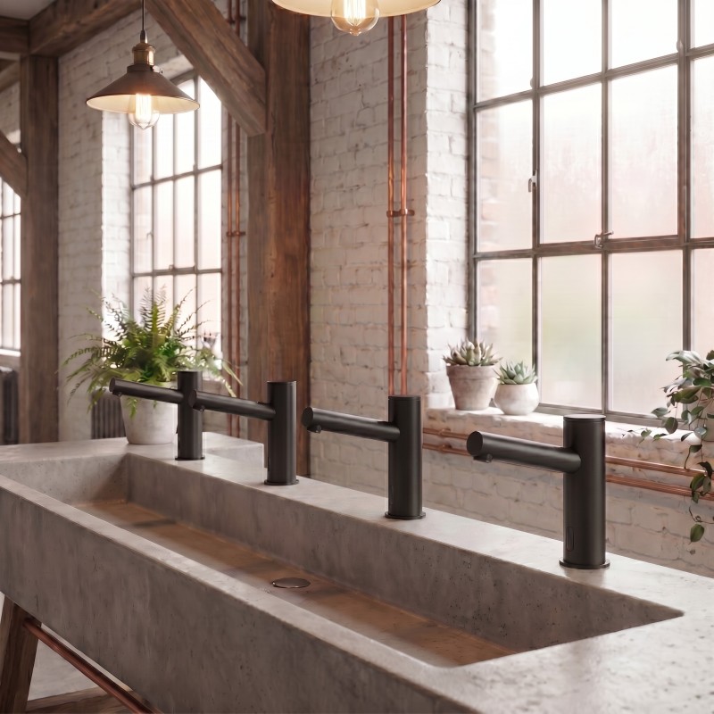 Grifo de lavabo electrónico negro mate ELITE con caño largo y diseño contemporáneo