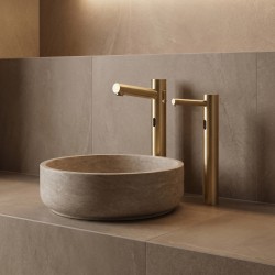 Tall automatic mixer tap ELITE with long spout, matt gold PVD finish, and companion soap dispenser Tall automatic mixer tap ELITE with long spout, matt gold PVD finish, and companion soap dispenser