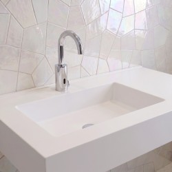 Grifo monomando automático para lavabo con caño alto cuello de cisne AKWAVIVA Grifo monomando automático para lavabo con caño alto cuello de cisne AKWAVIVA