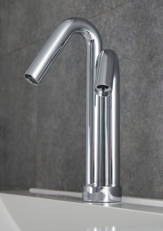 Robinet électronique design lavabo avec distributeur savon ONE 2en1